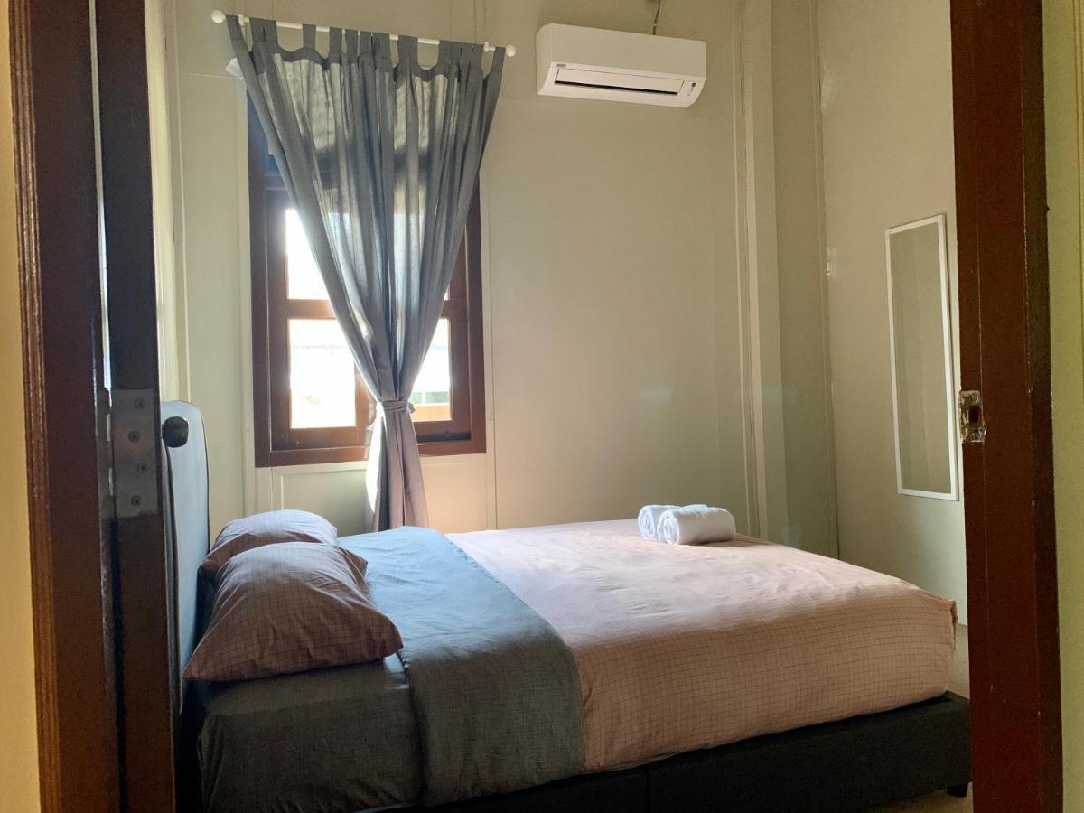 קואלה טרנגאנו Sarah Guesthouse מראה חיצוני תמונה