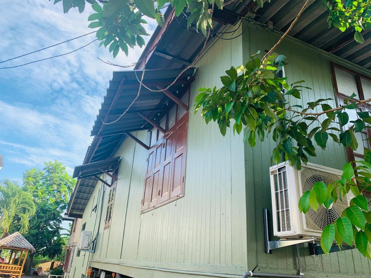 קואלה טרנגאנו Sarah Guesthouse מראה חיצוני תמונה